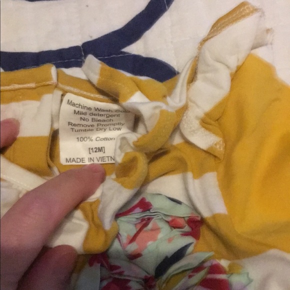 12 month onesie with ruffle bottom Millie Jay - Picture 5 of 5